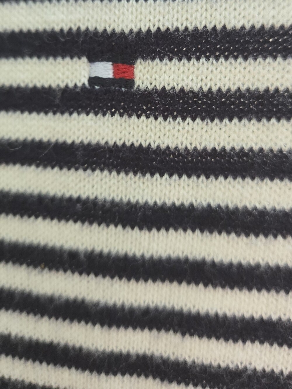 Tommy Hilfiger Black and White Striped Women’s Jersey Top - Picture 3 of 3
